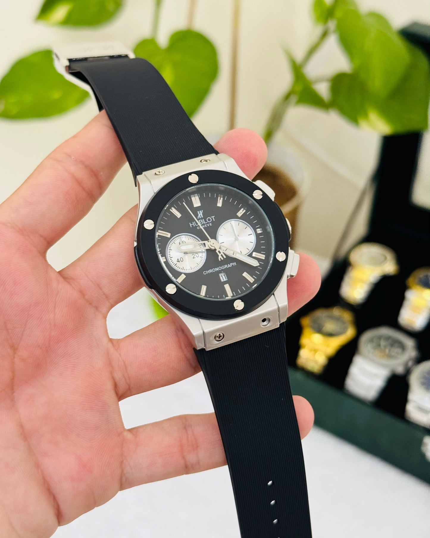 Classic Men’s Watch With Master Lock HB-04