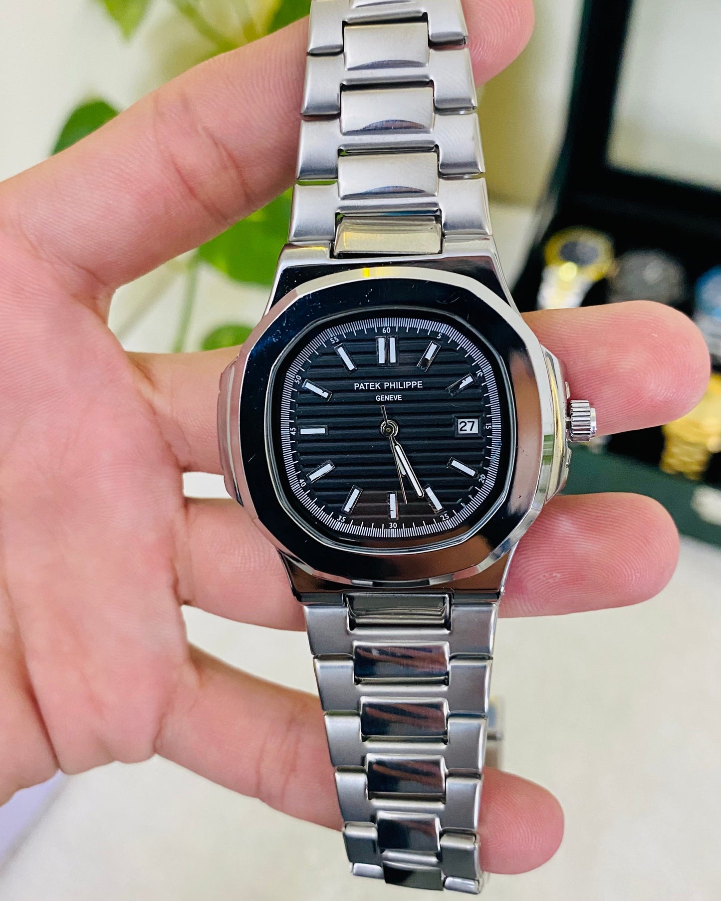 Pp date working chain wrist watch