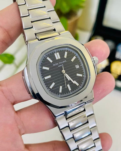 Pp date working chain wrist watch