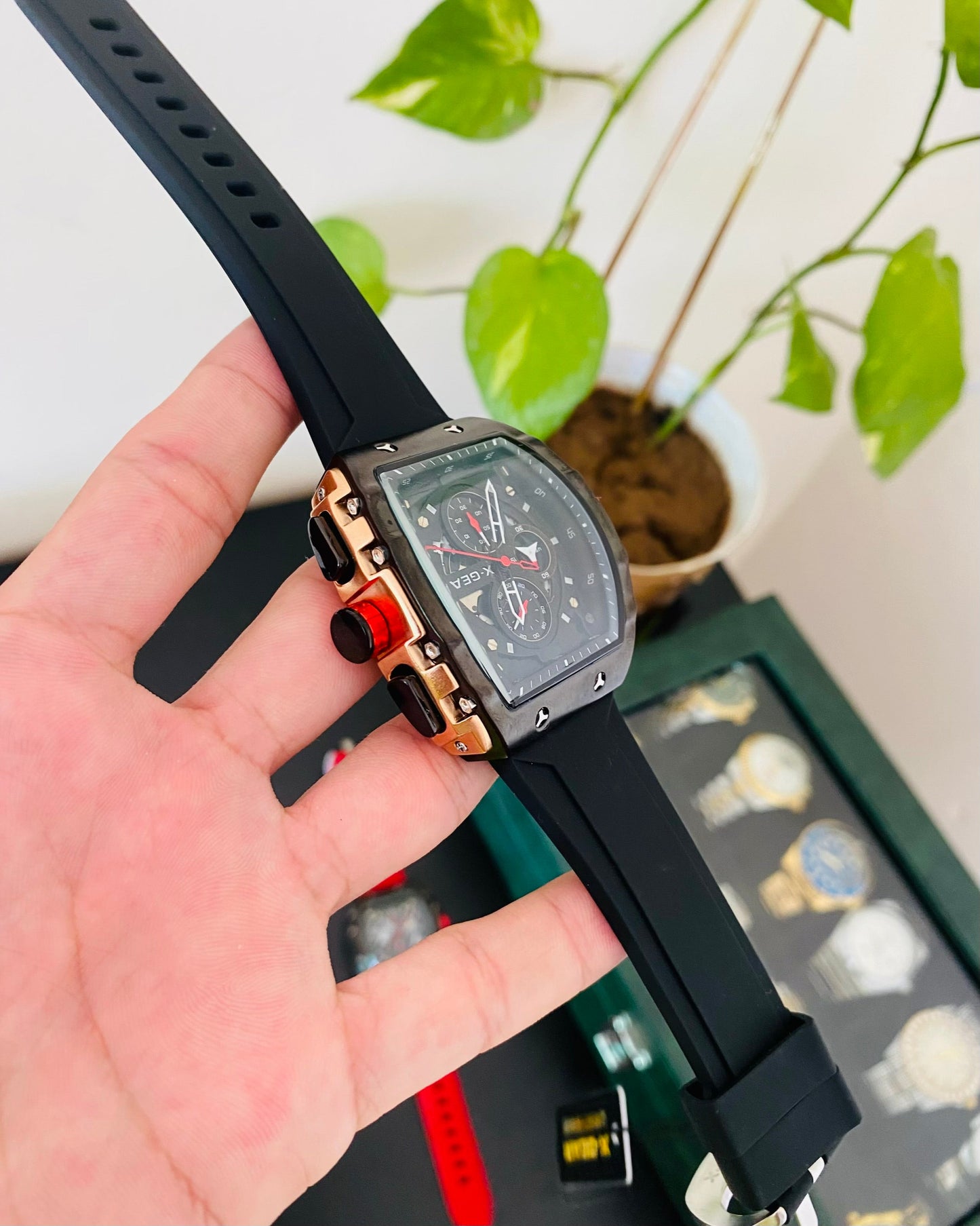 Black Straps Chronograph Working Watch XG-02