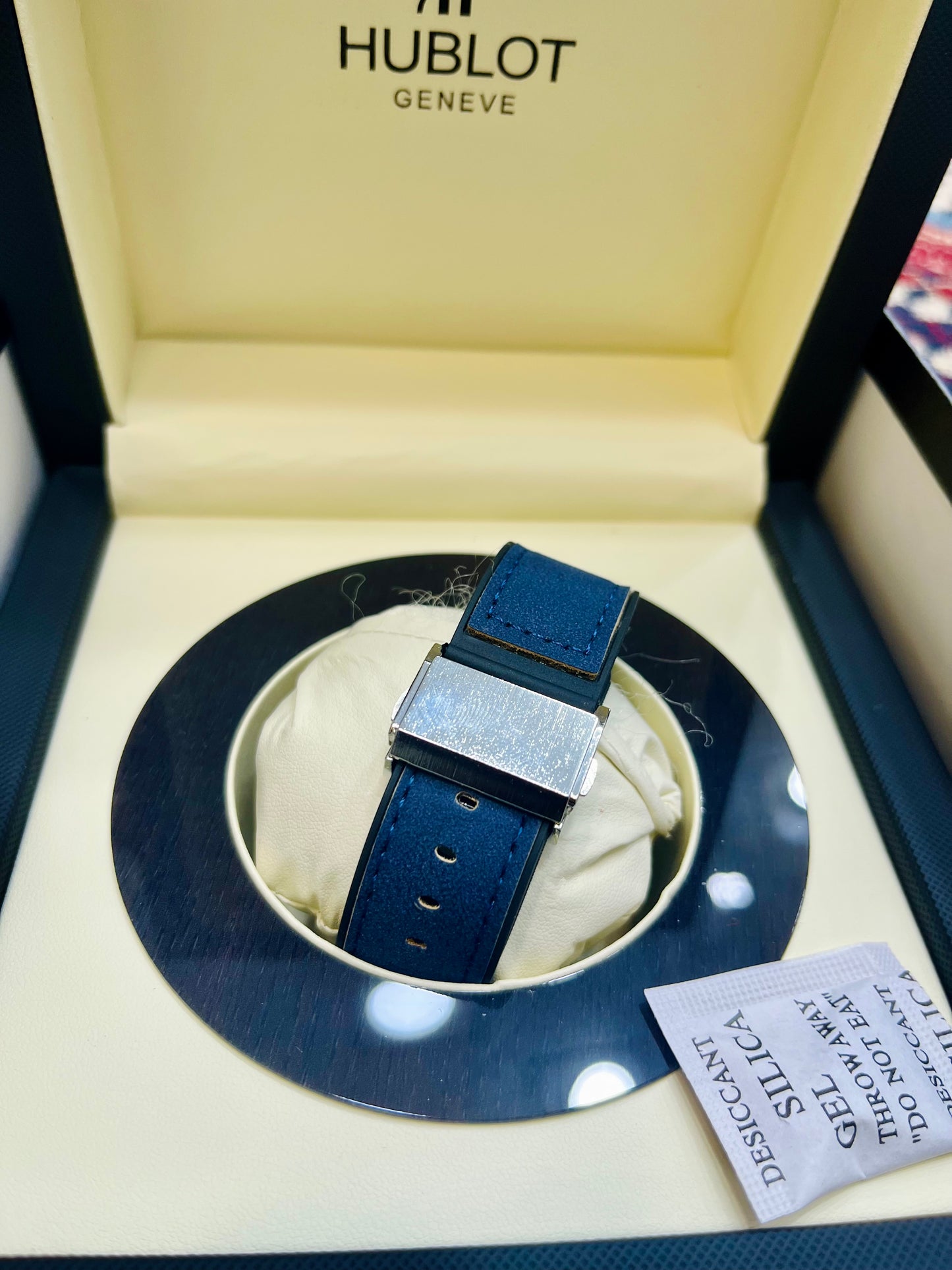 Hublot strap watch With blue dial