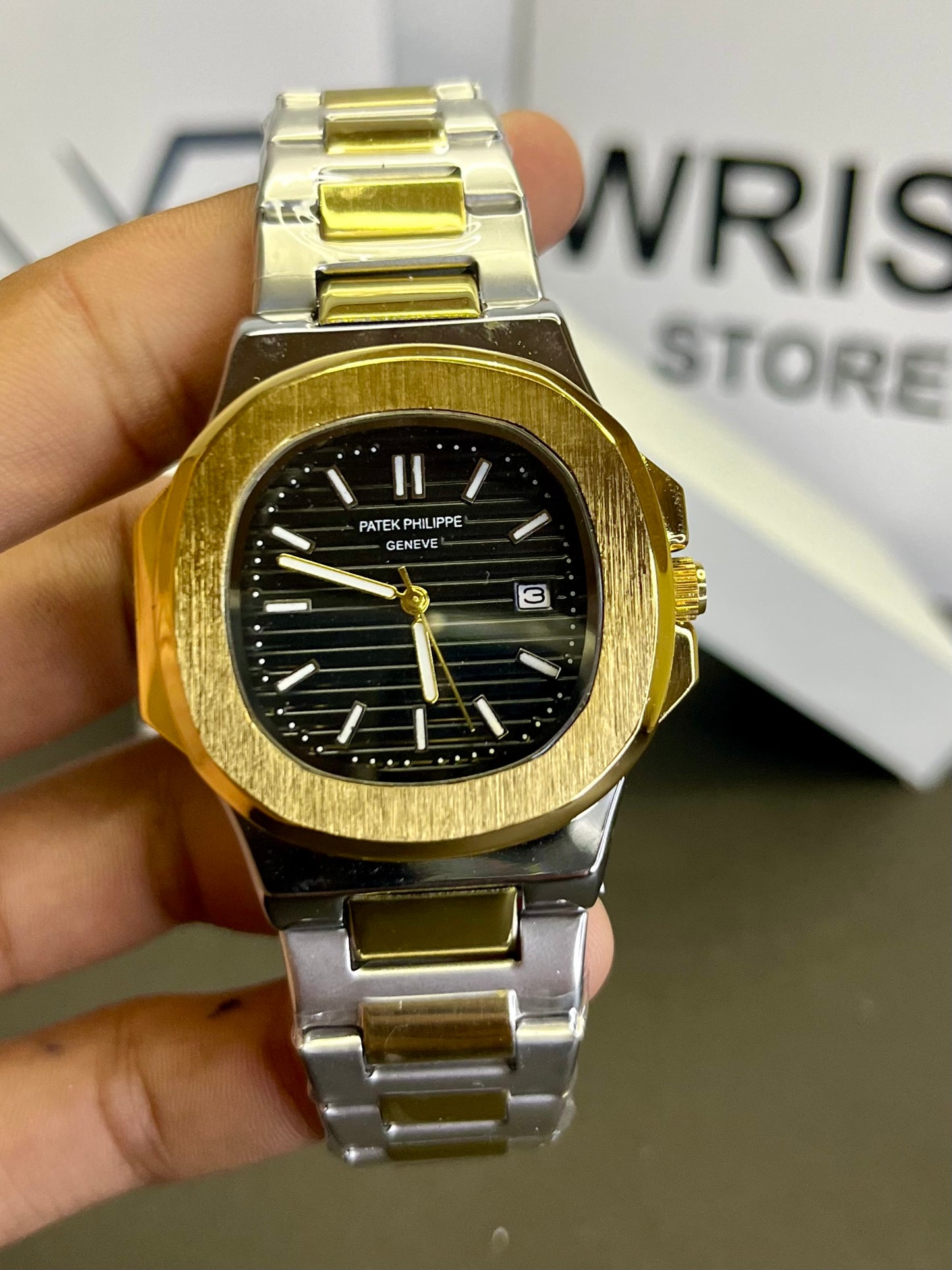 Pp two tone with black dial