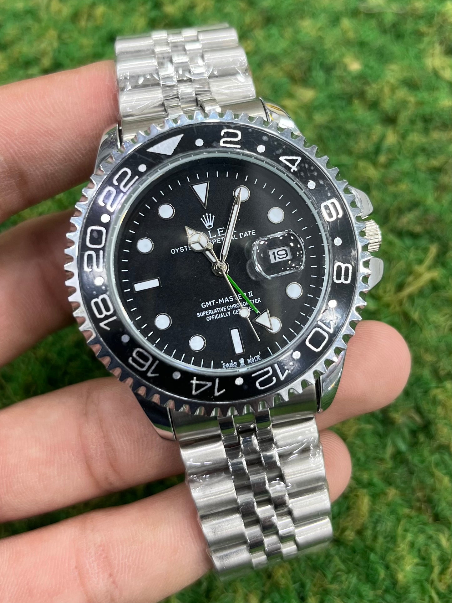 Semi-Auto Rlx GMT
